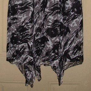 Women's Handkerchief Hem Georgette Skirt Elastic Waist ~ White Black ~ 16W